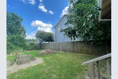 3718 Robertson Street, Houston, TX 77009 - Photo 6