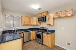 12917 Meehan Dr, Austin, TX 78727 - Photo 12