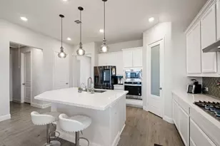 8903 Brazos Dr, Baytown, TX 77521 - Photo 14