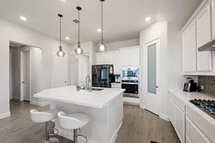 8903 Brazos Dr, Baytown, TX 77521 - Photo 14