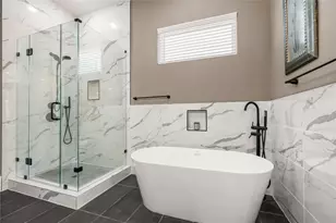 1407 W 23rd St, Houston, TX 77008 - Photo 20