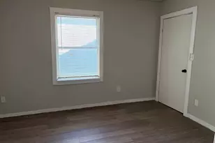 2005 Glasshouse St, Beaumont, TX 77703 - Photo 14