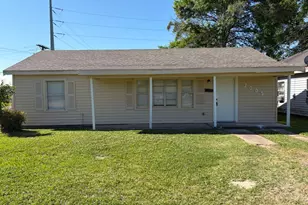 2005 Glasshouse St, Beaumont, TX 77703 - Photo 1
