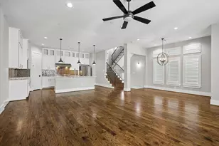 912 Yale St, Houston, TX 77008 - Photo 12