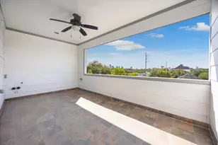 912 Yale St, Houston, TX 77008 - Photo 2