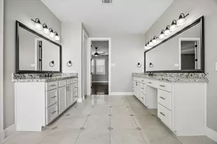 912 Yale St, Houston, TX 77008 - Photo 18