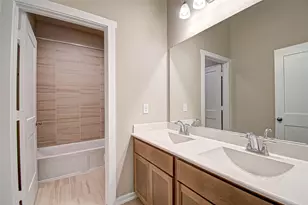 315 N Spotted Fern Dr, Montgomery, TX 77316 - Photo 36