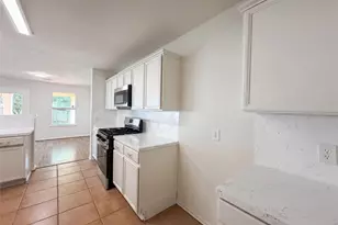 2711 Skyview Trace Ct, Houston, TX 77047 - Photo 12
