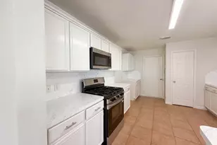 2711 Skyview Trace Ct, Houston, TX 77047 - Photo 10