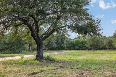 1109 County Road 157, Columbus, TX 78934 - Photo 38