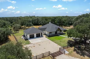 1109 County Rd 157, Columbus, TX 78934 - Photo 1