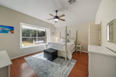 122 W Russet Grove Circle, The Woodlands, TX 77384 - Photo 18
