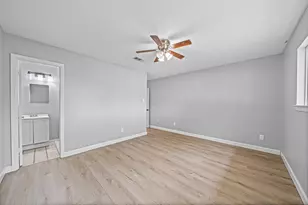 806 Shawnee St, Houston, TX 77034 - Photo 16