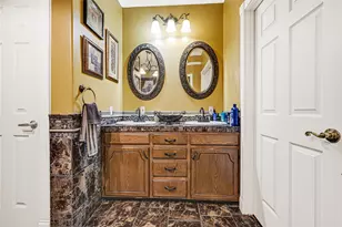 659 Washington St, Liberty, TX 77575 - Photo 34
