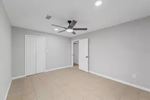 7912 Cypress St, Houston, TX 77012 - Photo 14