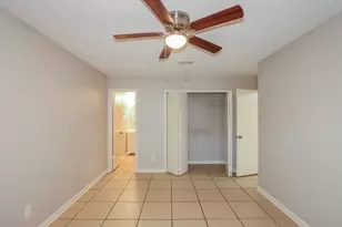 3131 Cliff Swallow Ct, Spring, TX 77373 - Photo 10