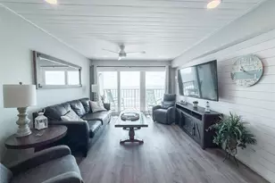 7310 Seawall Blvd, Galveston, TX 77551 - Photo 6