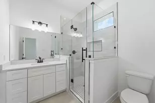 944 Homer St, Houston, TX 77091 - Photo 10