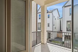 10926 Brookeshire Chase Ln, Houston, TX 77043 - Photo 16