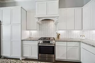 10926 Brookeshire Chase Ln, Houston, TX 77043 - Photo 14