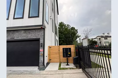 5705 Dolores Street #B, Houston, TX 77057 - Photo 46