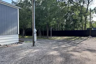 25 County Rd 3893 W, Cleveland, TX 77328 - Photo 4