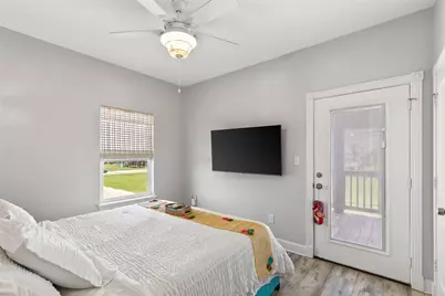 110 Pelican Place, Surfside Beach, TX 77541 - Photo 14