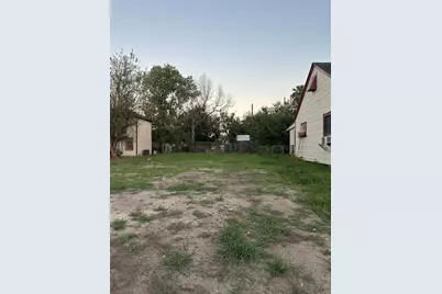 6711 Eastwood Street, Houston, TX 77021 - Photo 2