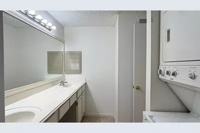 5711 Sugar Hill Drive #39, Houston, TX 77057 - Photo 6