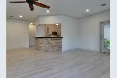 4832 Fm 2218 Road #B, Rosenberg, TX 77469 - Photo 6