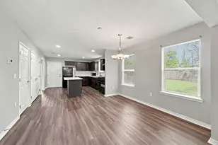 2722 Vega St, Houston, TX 77088 - Photo 10