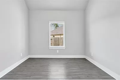 10329 S Goshawk Trail, Conroe, TX 77385 - Photo 8