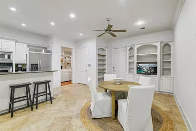 2121 Potomac Drive #B, Houston, TX 77057 - Photo 10