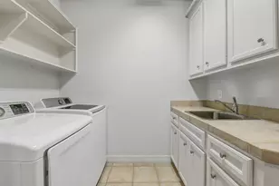 2121 Potomac Dr, Houston, TX 77057 - Photo 24