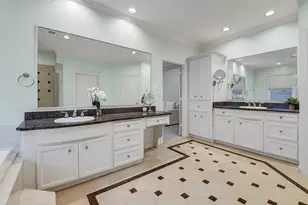 2121 Potomac Dr, Houston, TX 77057 - Photo 14
