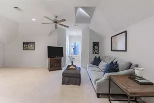 2121 Potomac Dr, Houston, TX 77057 - Photo 20