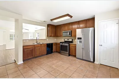 2410 Braypark Lane, Katy, TX 77450 - Photo 12