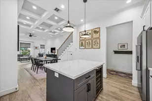 2320 Couch St, Houston, TX 77008 - Photo 12