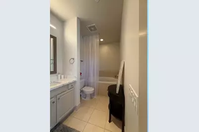 4899 Montrose Boulevard #1301, Houston, TX 77006 - Photo 6