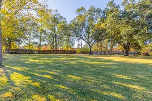 1210 Nottingham Ln, Beaumont, TX 77706 - Photo 44