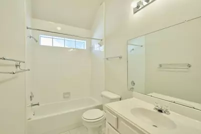 12318 Georgetown Park Court, Houston, TX 77058 - Photo 28