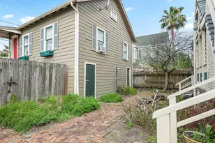 1712 Winnie St, Galveston, TX 77550 - Photo 40