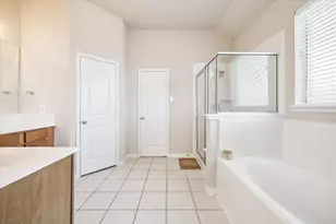 7304 Valentine Ln, Pearland, TX 77584 - Photo 16