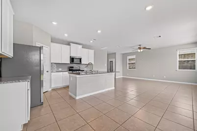 18817 Amaro Hills Drive, New Caney, TX 77357 - Photo 14