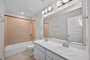 18817 Amaro Hills Dr, New Caney, TX 77357 - Photo 22
