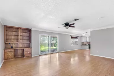 1015 Stevens Avenue, Conroe, TX 77301 - Photo 10