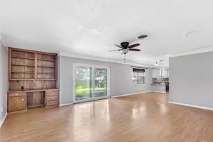 1015 Stevens Ave, Conroe, TX 77301 - Photo 10