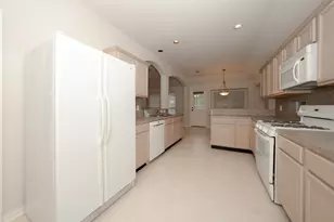 21315 River Knoll Ln, Katy, TX 77449 - Photo 12