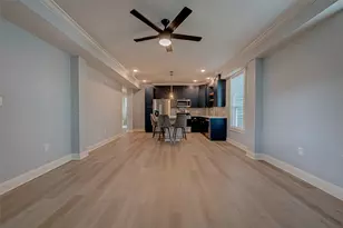 1110 Avenue K, Galveston, TX 77550 - Photo 2