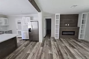 161 Veteran Ln, Livingston, TX 77351 - Photo 2